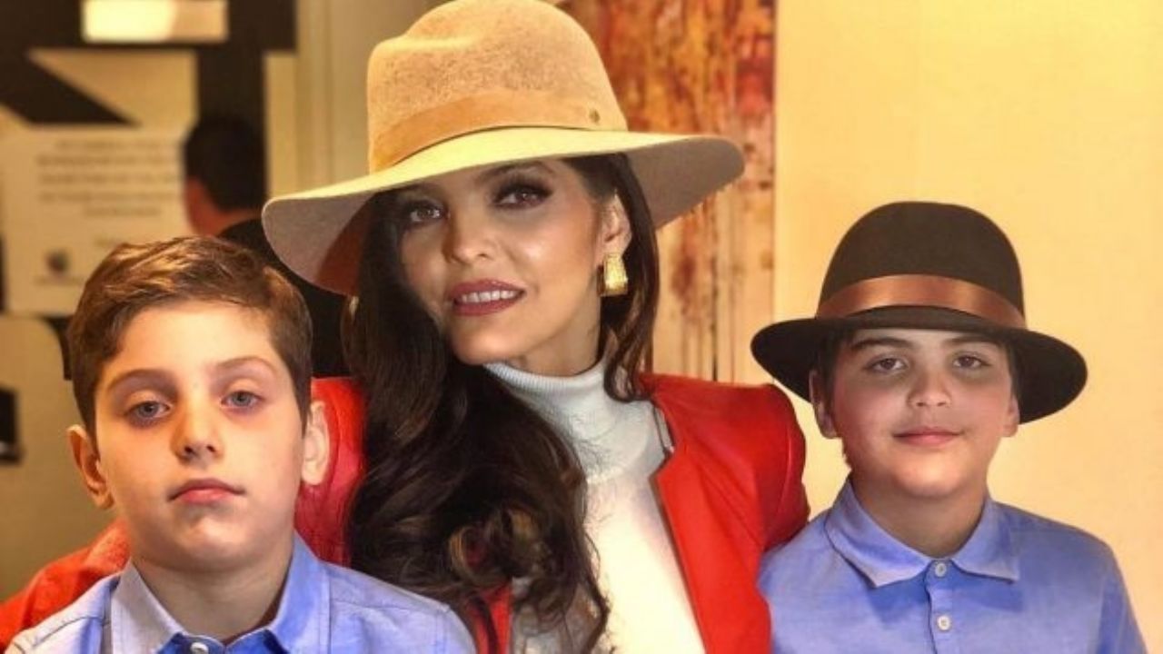 ¡Increíble! Ana Bárbara aprovecha la cuarentena para cabalgar con sus hijos