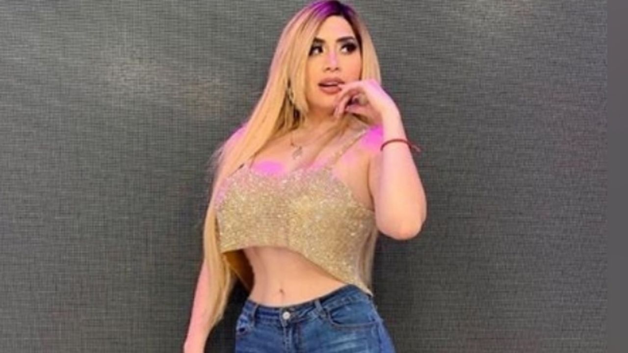 ¡Irreconocible! ‘La Bebeshita’ sorprende a fans al compartir foto de su infancia