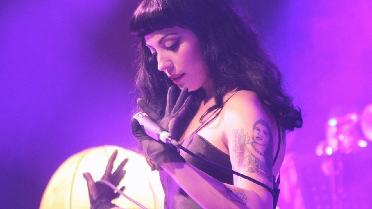 “Hay cosas que nunca cambian”: Mon Laferte se encuentra devastada con esto