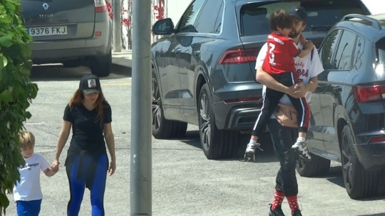 “Qué inconscientes”: Piqué y Shakira disfrutan paseo con sus hijos pero sin cubrebocas