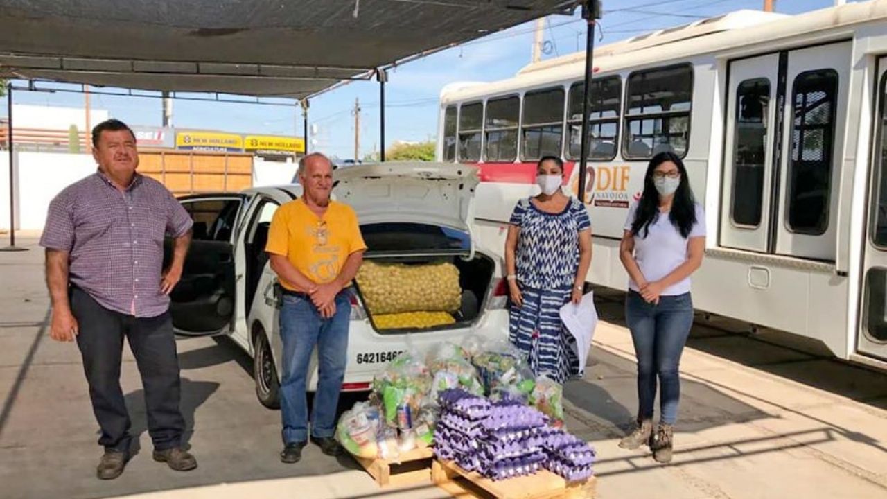 Taxistas de Navojoa son apoyados con despensas ante falta de trabajo