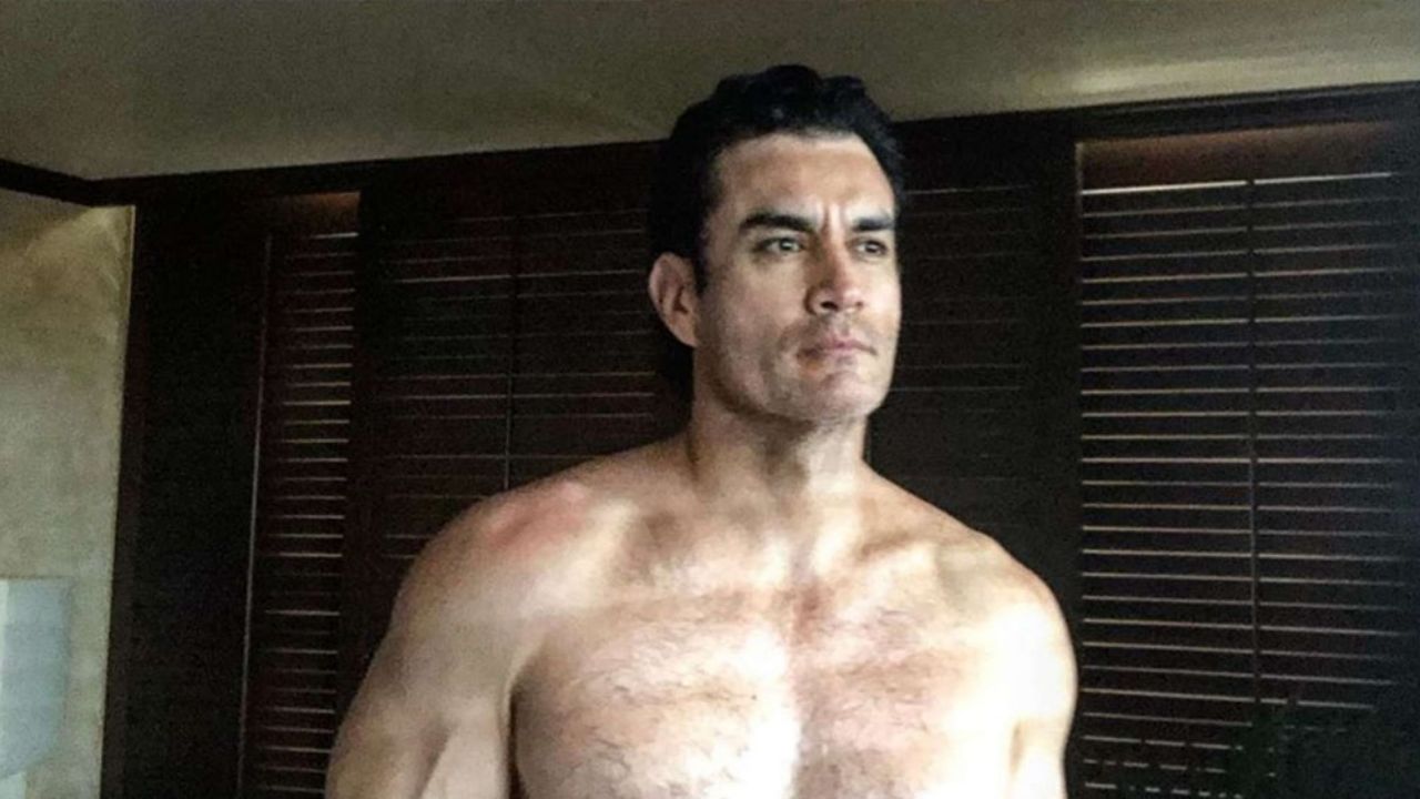 David Zepeda posa sin camisa en Instagram y ¿Aracely Arámbula se pone celosa?
