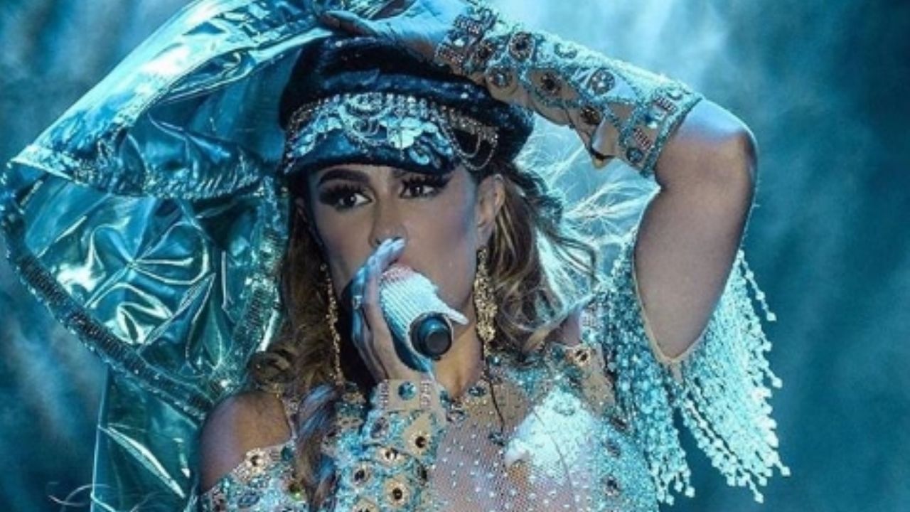 Ninel Conde ‘enciende’ Instagram al enseñar sus mejores atributos en escotado ‘outfit’