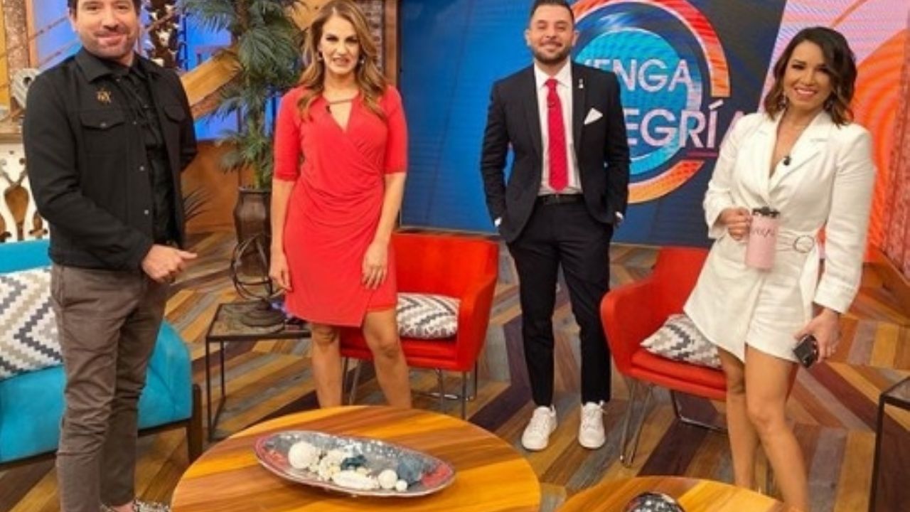 Flor Rubio se convierte en la burla de redes por trabajar en ‘Venga la Alegría’ con ‘pijama’