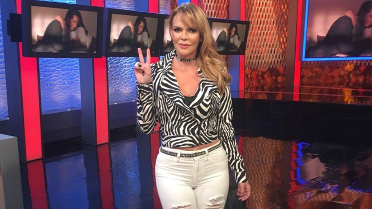 Aline Hernández, conductora de TV Azteca, cautiva durante intensa rutina