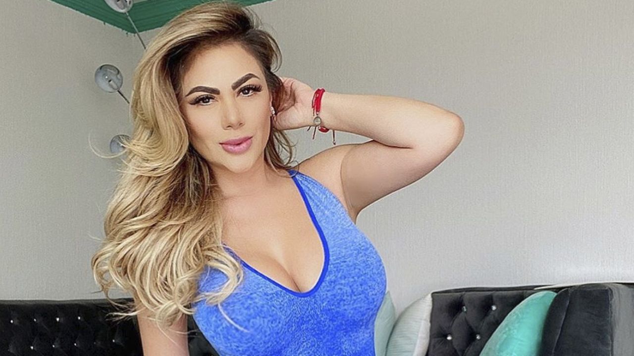 Con ajustado y escotado vestido, Magaly Chávez roba suspiros en Instagram