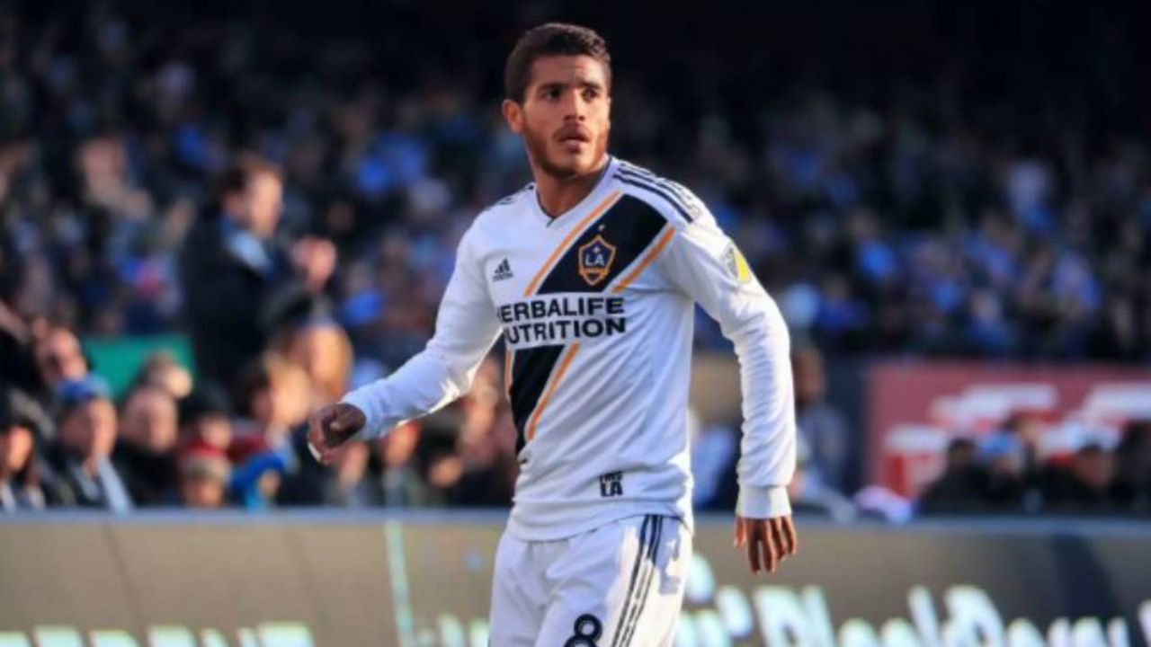 “Jonathan dos Santos sigue siendo vital en los planes del LA Galaxy”: Dennis Te Kloese