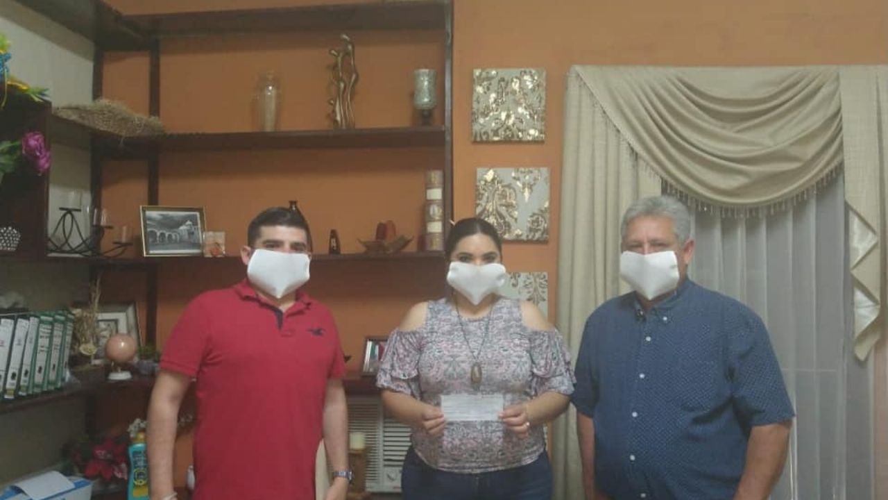 Los transportistas de Álamos donan más de 30 mil pesos para despensas