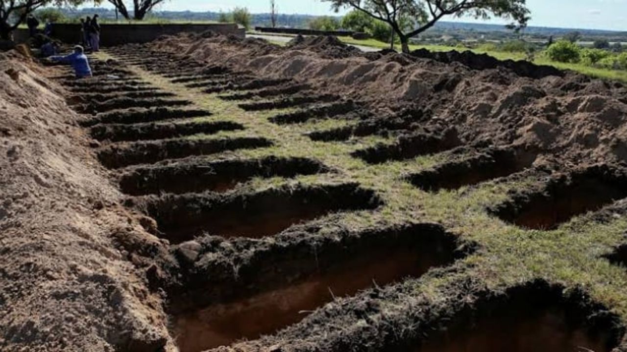 Gobierno de Puebla prepara nueva fosa para los fallecidos por el Covid-19