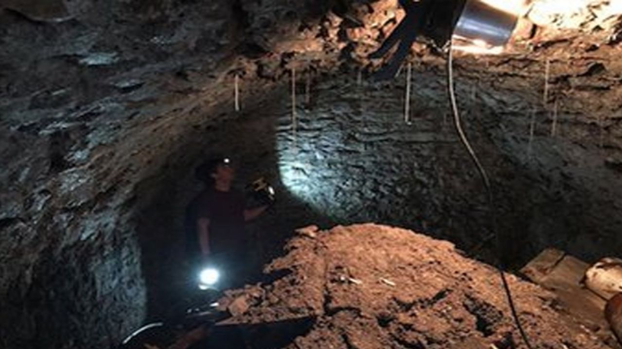 ¡Increíble! Descubren túnel de más de 120 años que servía de bodega de carbón
