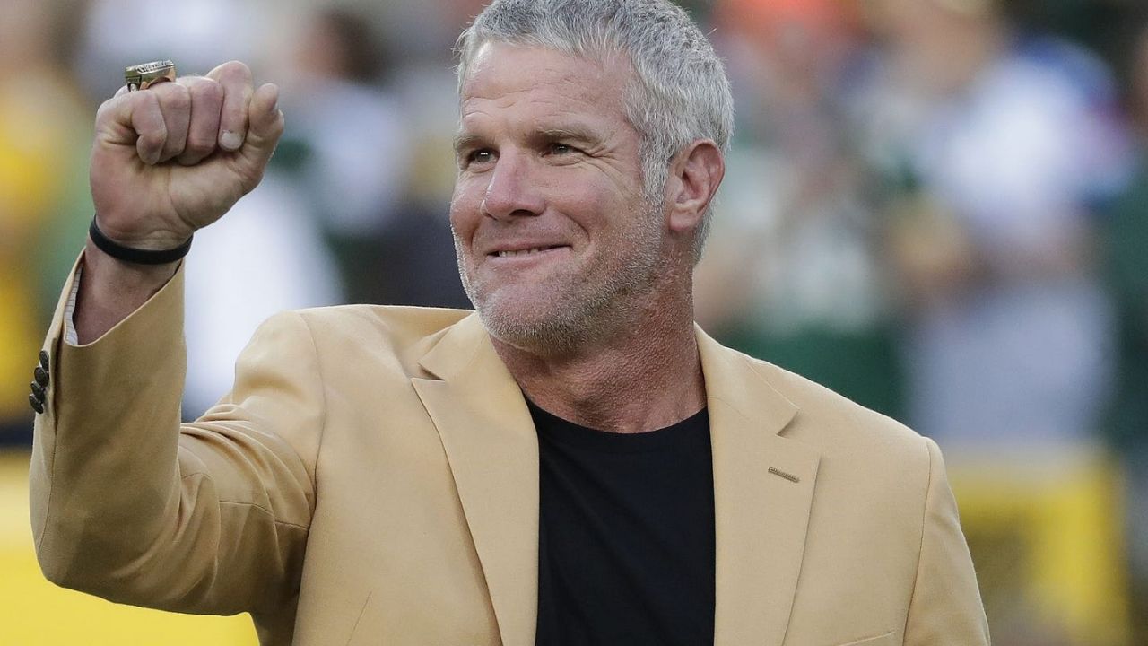 Brett Favre es señalado por supuesto fraude de 1.1 millones de dólares