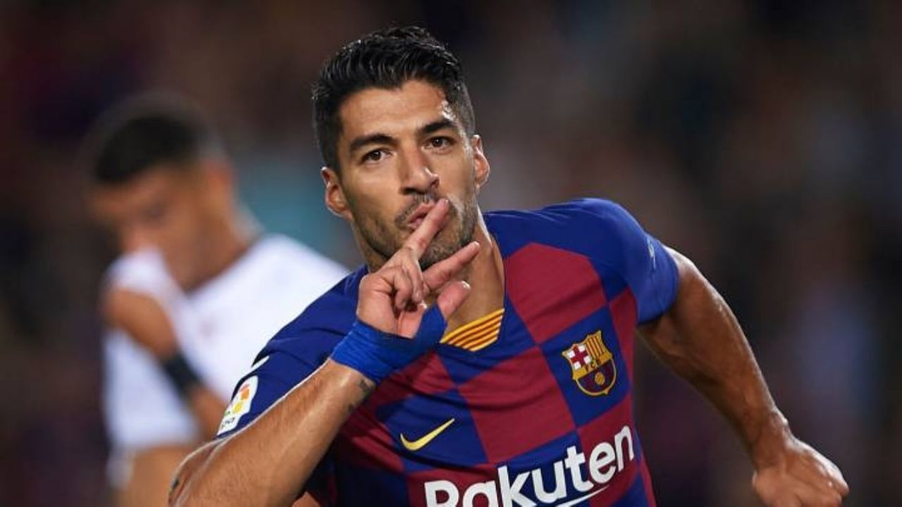 Luis Suárez regresa al Barcelona con ‘kilitos’ de más y las redes estallan en memes