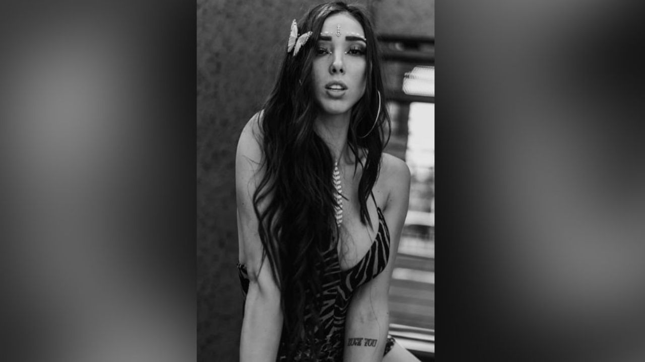 Danik Michell pone a sudar a fans al ejercitarse en paños menores