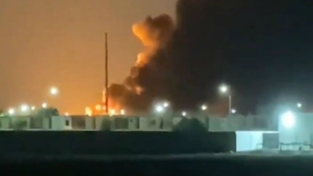 VIDEO: Explosión en planta de químicos provoca fuerte incendio en Nuevo León