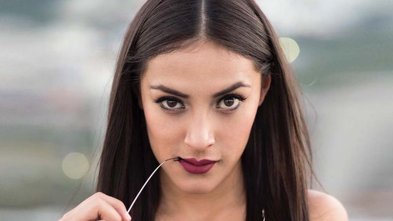 A la orilla de la alberca, Gloria Murillo de ‘Exatlon’ posa en sexy bikini