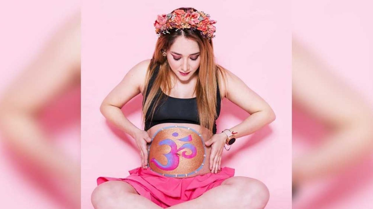 Sherlyn revela que su bebé se encajó en su costilla y pide ayuda: “Ya hice de todo”