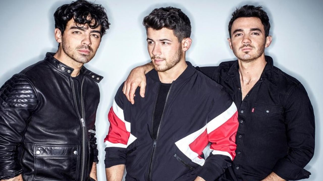 Los Jonas Brother se unen al Al In Challenge para ayudar a combatir el Covid-19