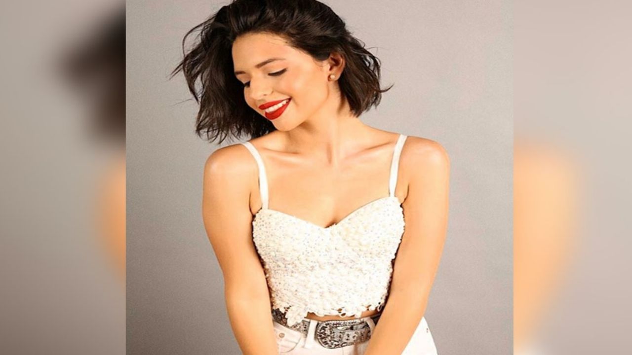 Ángela Aguilar impacta al interpretar a Selena Quintanilla para el video ‘Como la Flor’