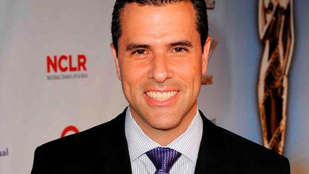 Golpe a Televisa: Marco Antonio Regil llegaría a TV Azteca y reemplazaría a conductor en ‘VLA’
