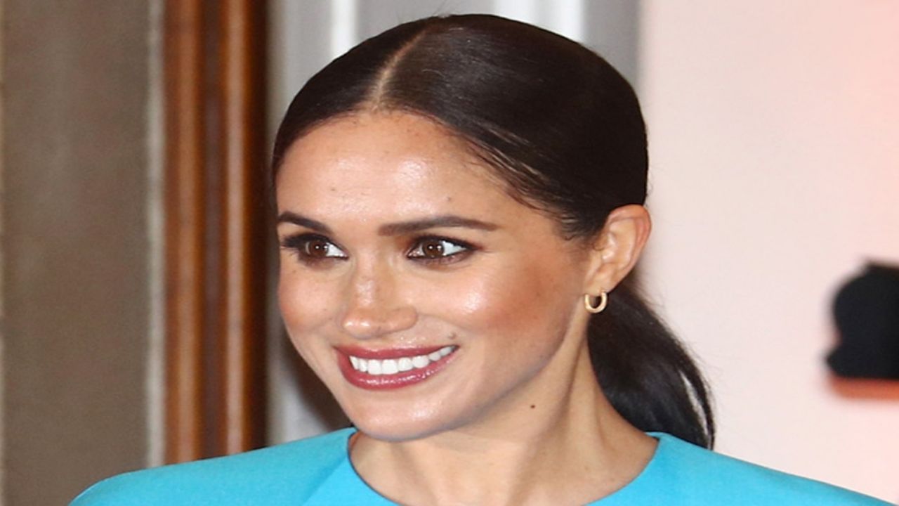 ¿Meghan markle es supersticiosa? Usa collares para alejar las malas vibras y energías