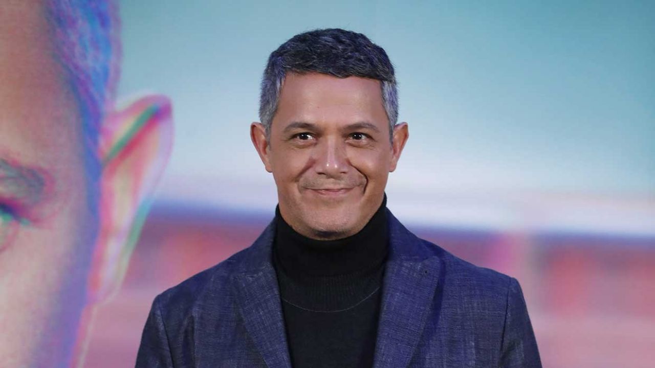 Con el fin de prevenir contagios de Covid-19, Alejandro Sanz pospone su gira hasta 2021