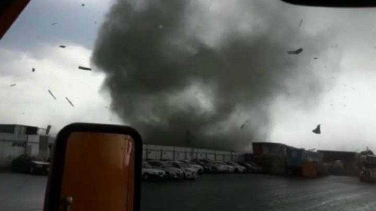 ¡Increíble! Un saldo de dos muertes y daños materiales deja tornado en Nuevo León