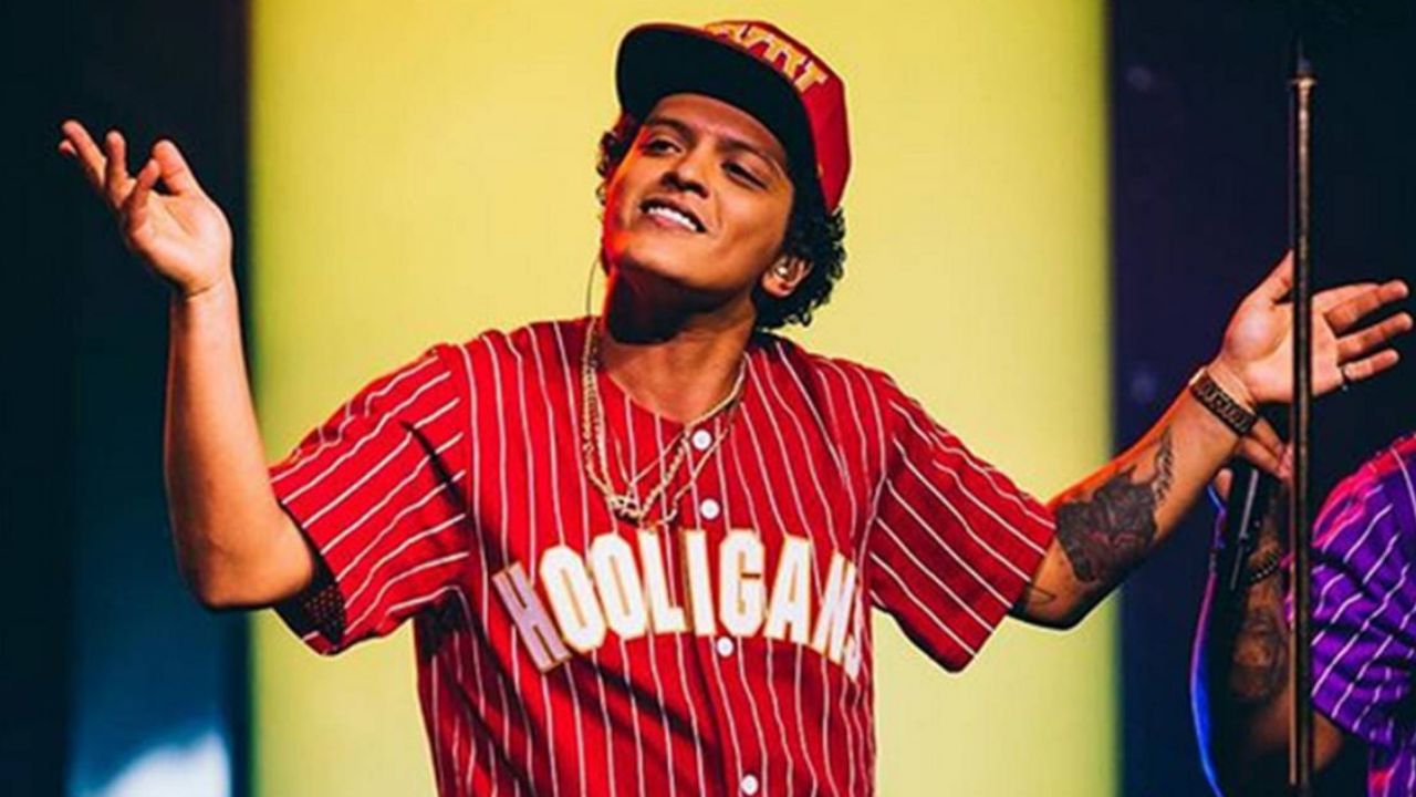 Muerte de Little Richard revive a Bruno Mars en Instagram: “¿Sigues vivo?”