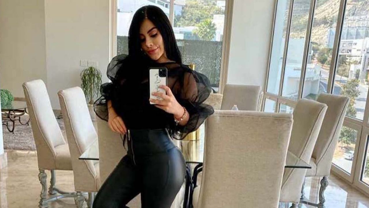 Michelle Díaz da cátedra de sensualidad con unos ajustados leggings