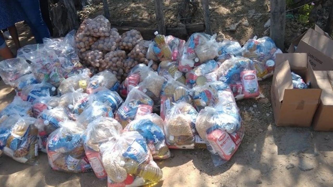 En Álamos familias de cinco comunidades fueron apoyadas con alimentos