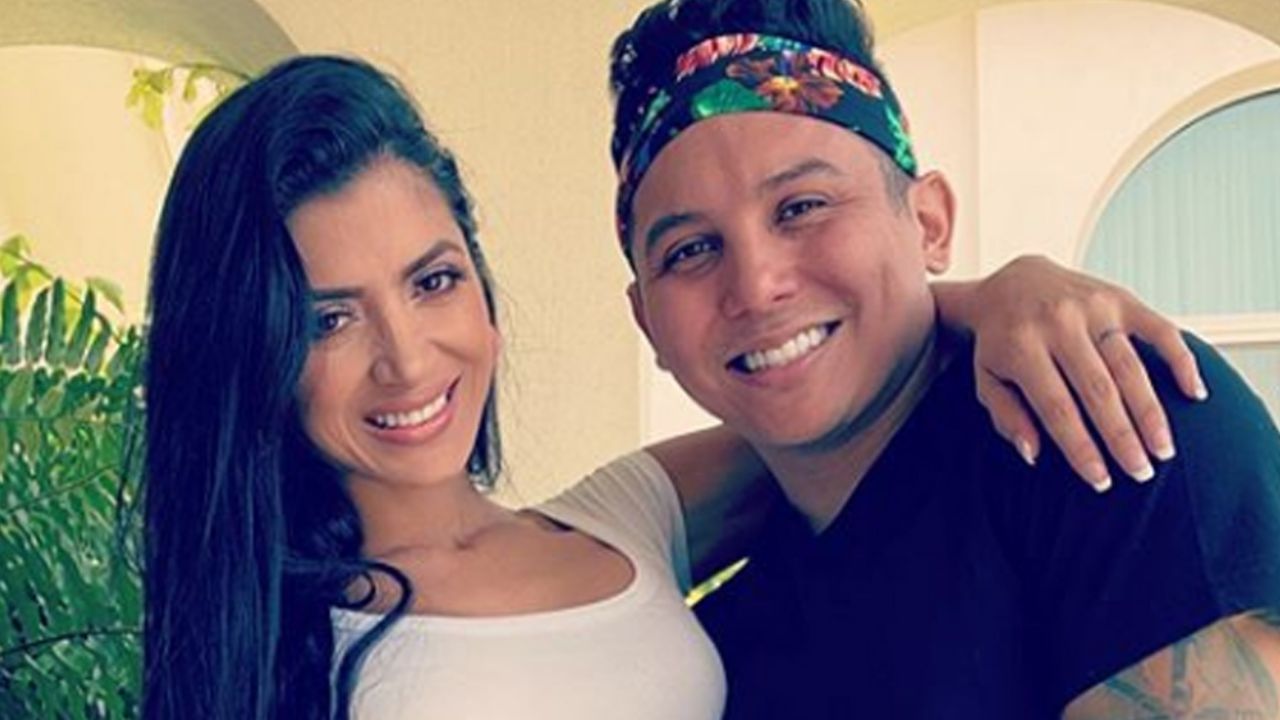 Internautas hacen polvo a Edwin Luna y Kimberly Flores por “vulgar” video