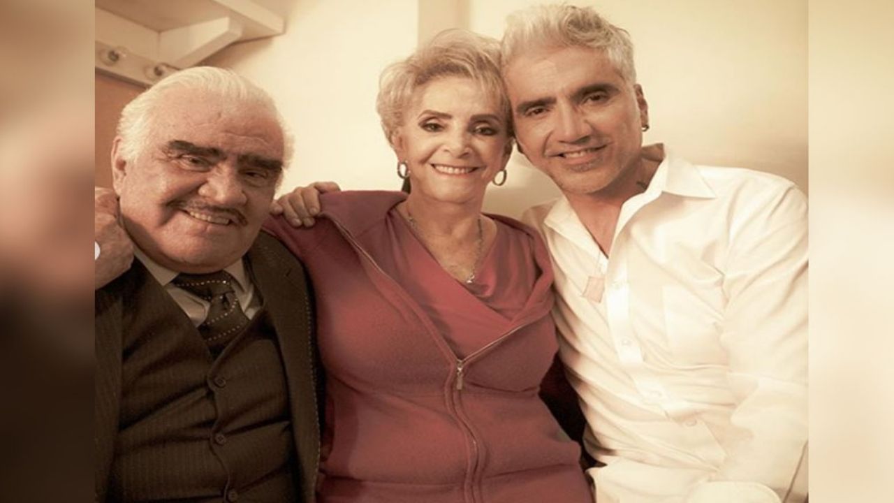 Alejandro Fernández hace llorar a fans con el hermoso mensaje a su madre