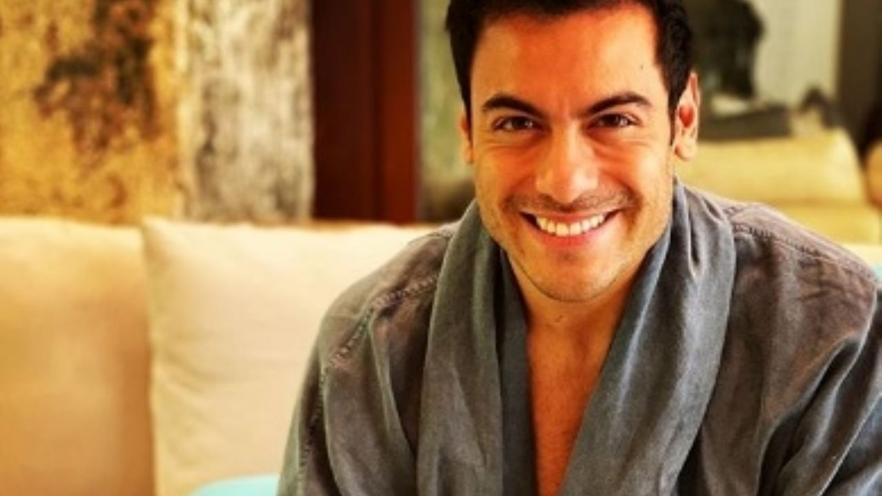 Carlos Rivera sorprende a fans en el Día de las Madres y habla con ellas en vivo