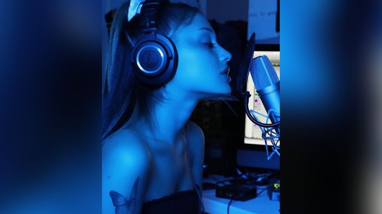 Ariana Grande calienta Instagram con su sensual cuerpo en ajustado ‘outfit’