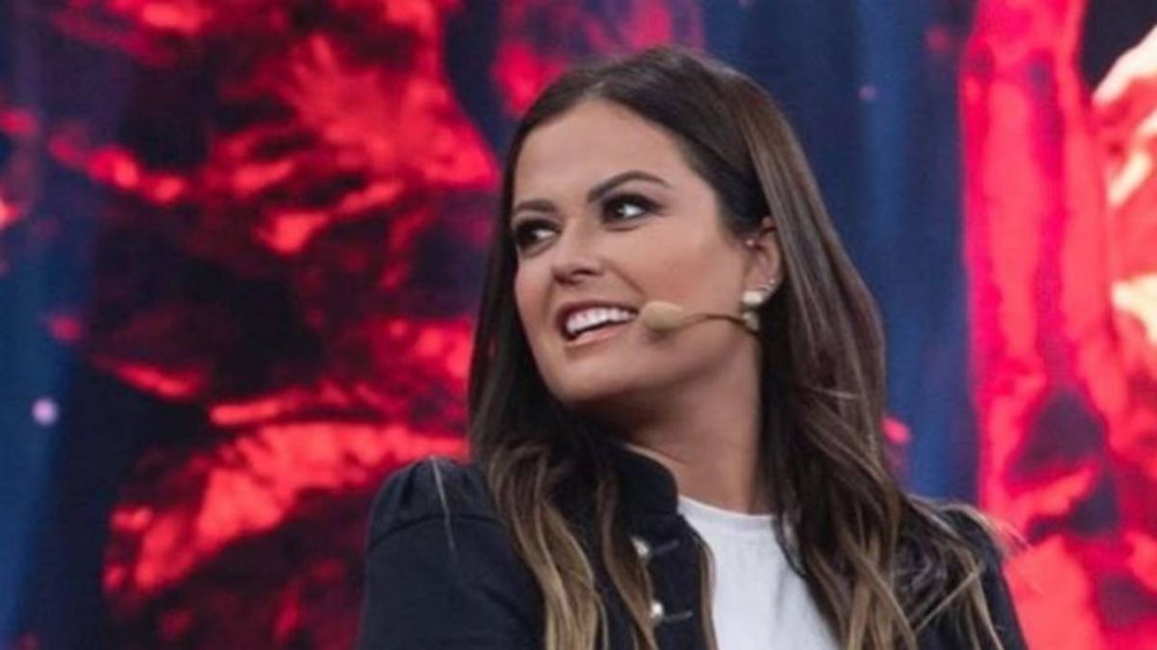 Mariana Echeverría presume una tierna y sensual foto de su embarazo en su cuenta de Instagram