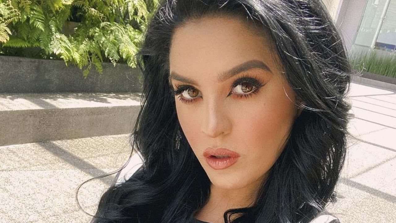 ‘Curvy’, conductora de ‘VLA’, paraliza Instagram con su pronunciado escote