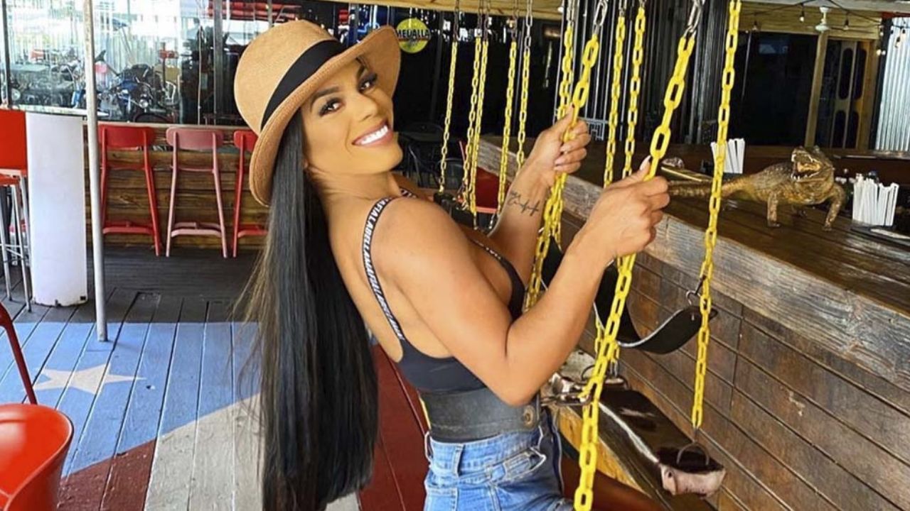 Yarishna Ayala se ejercita en diminuto atuendo y cautiva a fans en Instagram