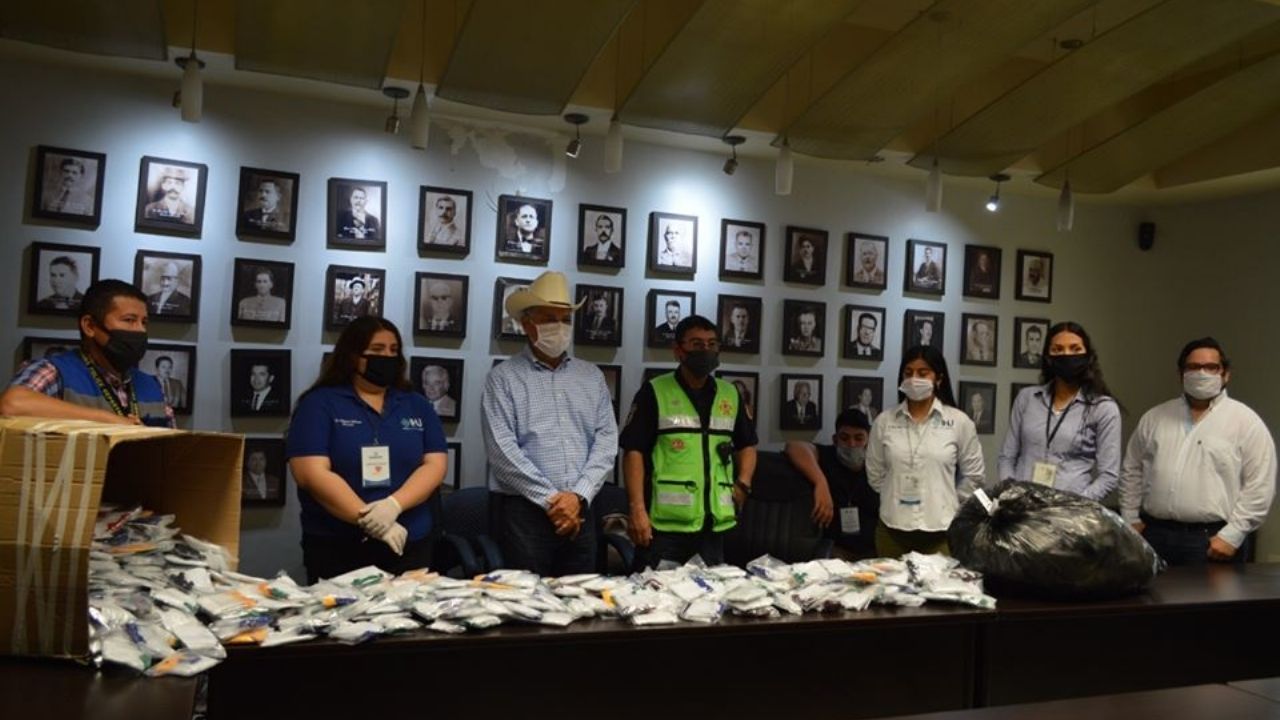 En Huatabampo apoyan a la población y reparten 25 mil cubrebocas