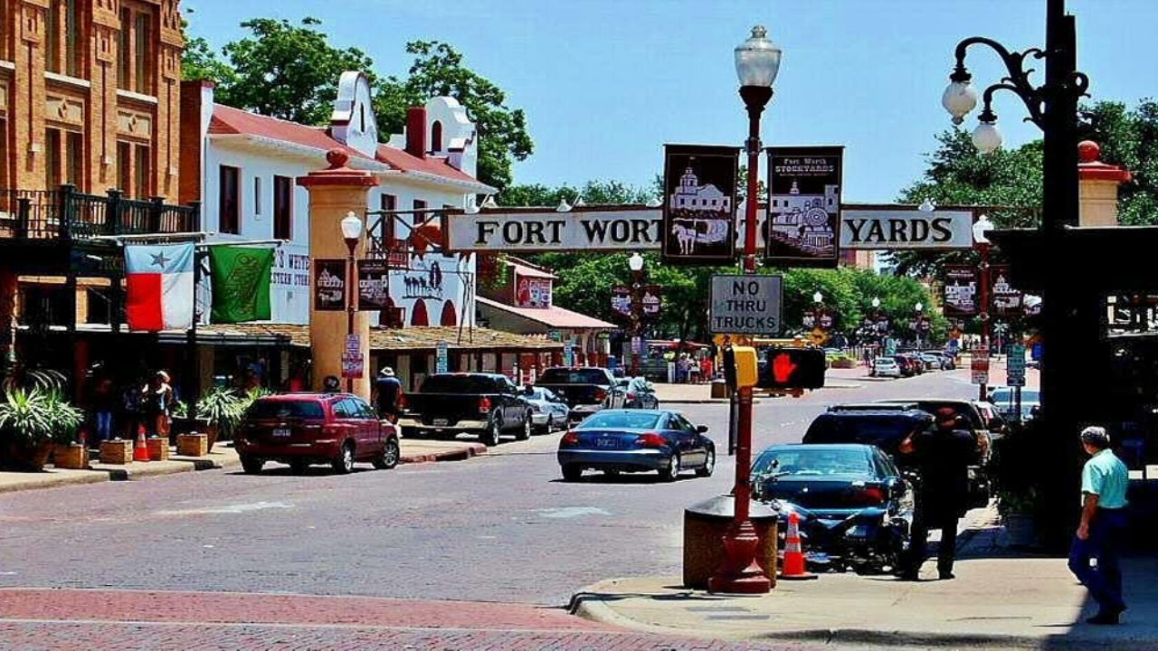 ¿Y la distancia social? Fiesta en un parque en Texas deja cinco heridos de bala