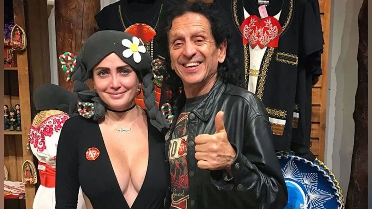 Celia Lora le ofrece un increíble regalo a su padre Alex Lora