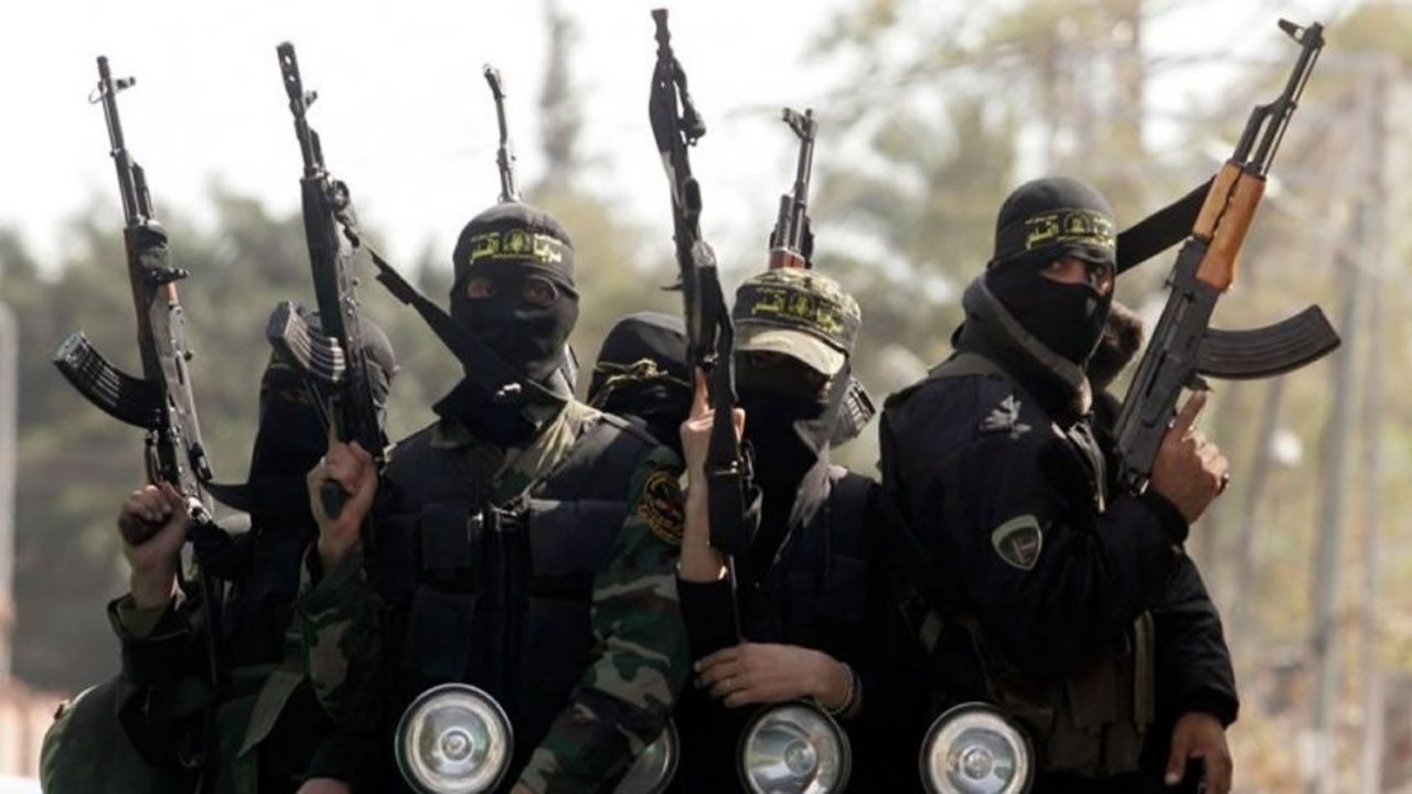 Doble atentado del Estado Islámico en Afganistán deja 37 muertos y cientos de heridos