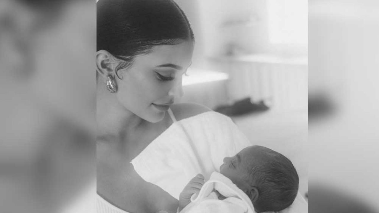 Kylie Jenner enternece en Instagram con maternal foto junto a bebé que no es Stormi