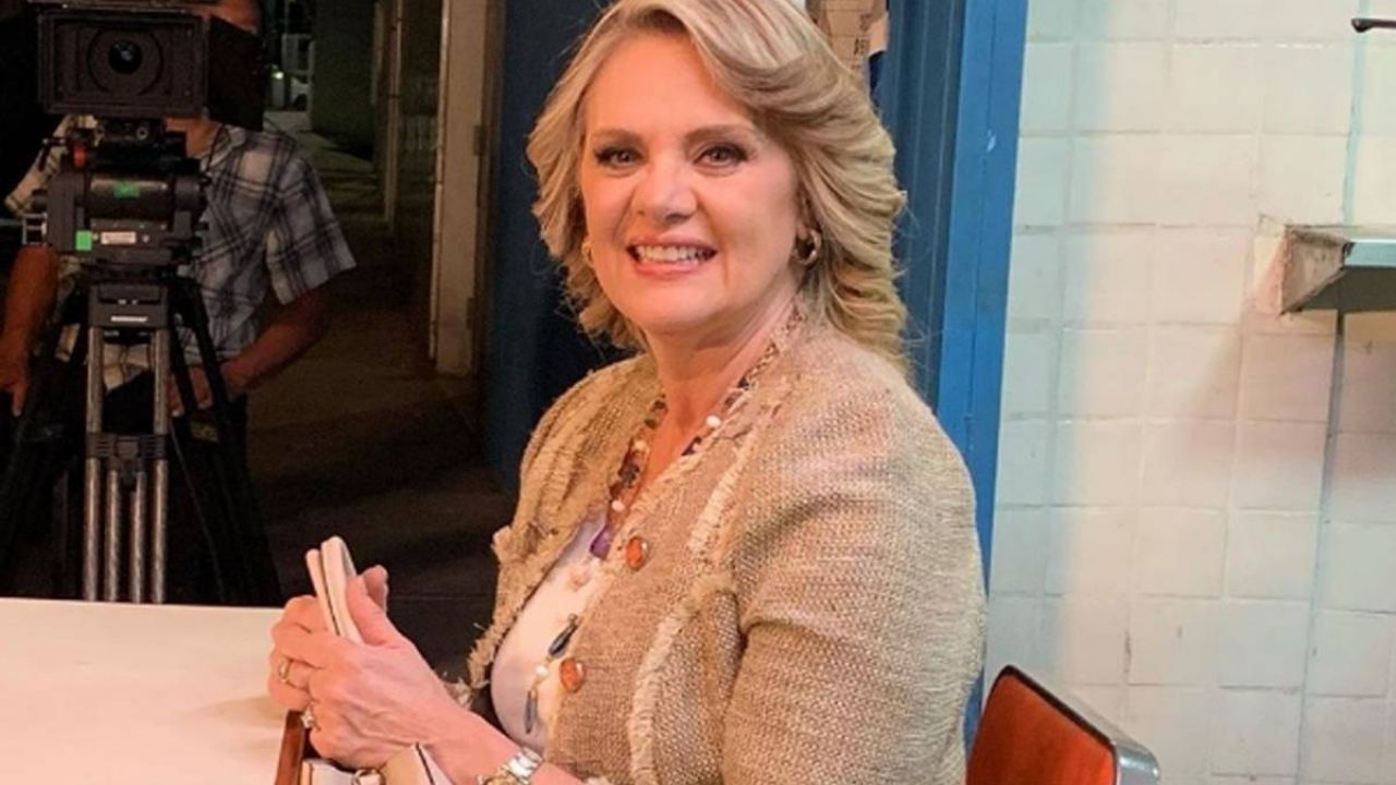 Érika Buenfil impacta a todo Instagram con sus talentos de canto y baile: “Eres un estuche de monerías”
