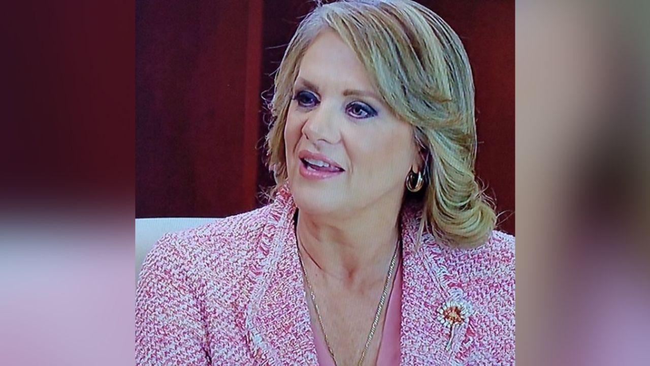 Érika Buenfil enamora Instagram al posar desde la cama: “Qué chulada de mujer”