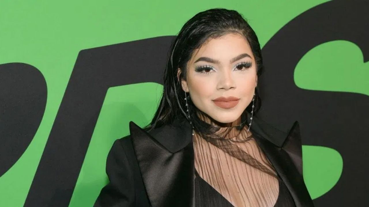 Kenia Os enloquece a Instagram por su envidiable anatomía y agradece a su novio