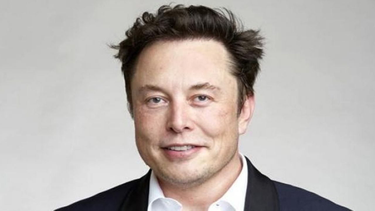 ¿A quién quiere engañar? Elon Musk publica un rico postre, pero no era de él