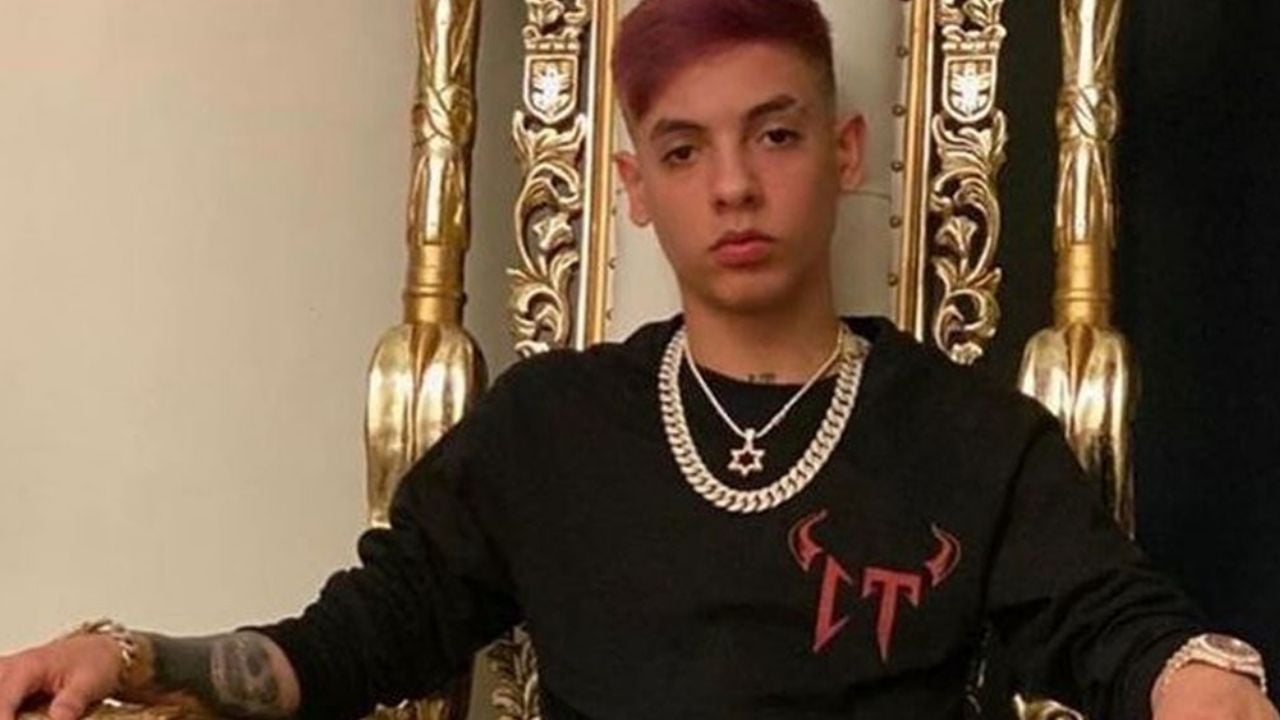 “Los que me critican no traen ni un cinco”: Natanael Cano indigna a todos en Internet