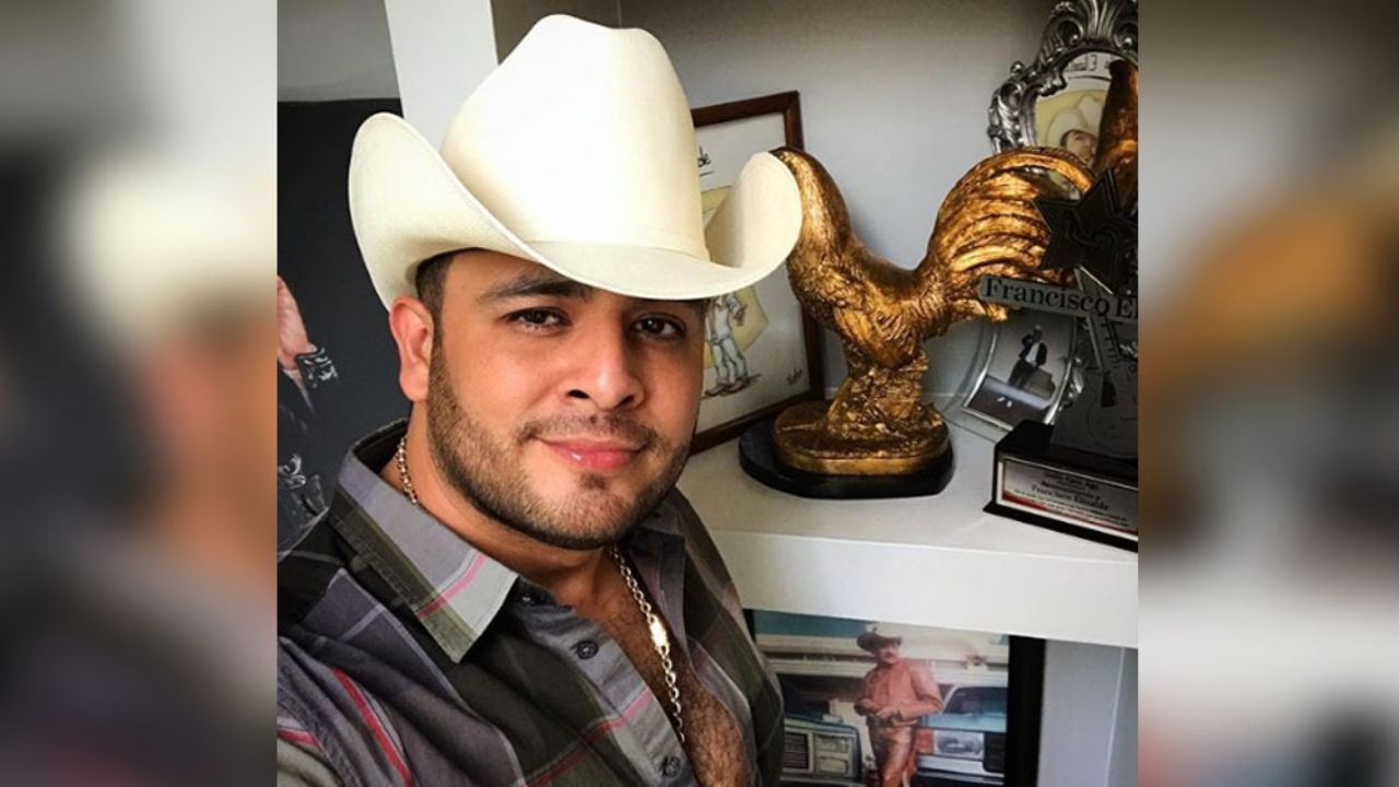 Francisco ‘El Gallo’ Elizalde hace babear a sus fanáticas con este video