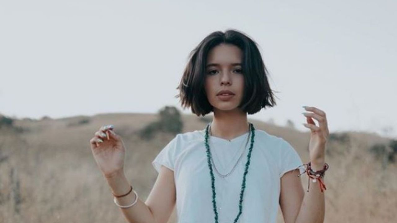 La impactante fotografía de Ángela Aguilar después del drástico cambio de look