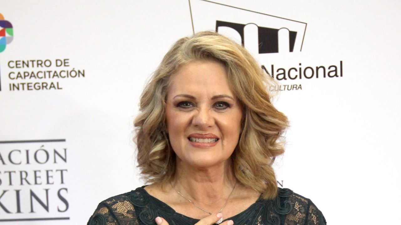 Érika Buenfil hace ridículo chiste y todo Instagram se la ‘come viva’: “Por eso Pepillo no te quiere”