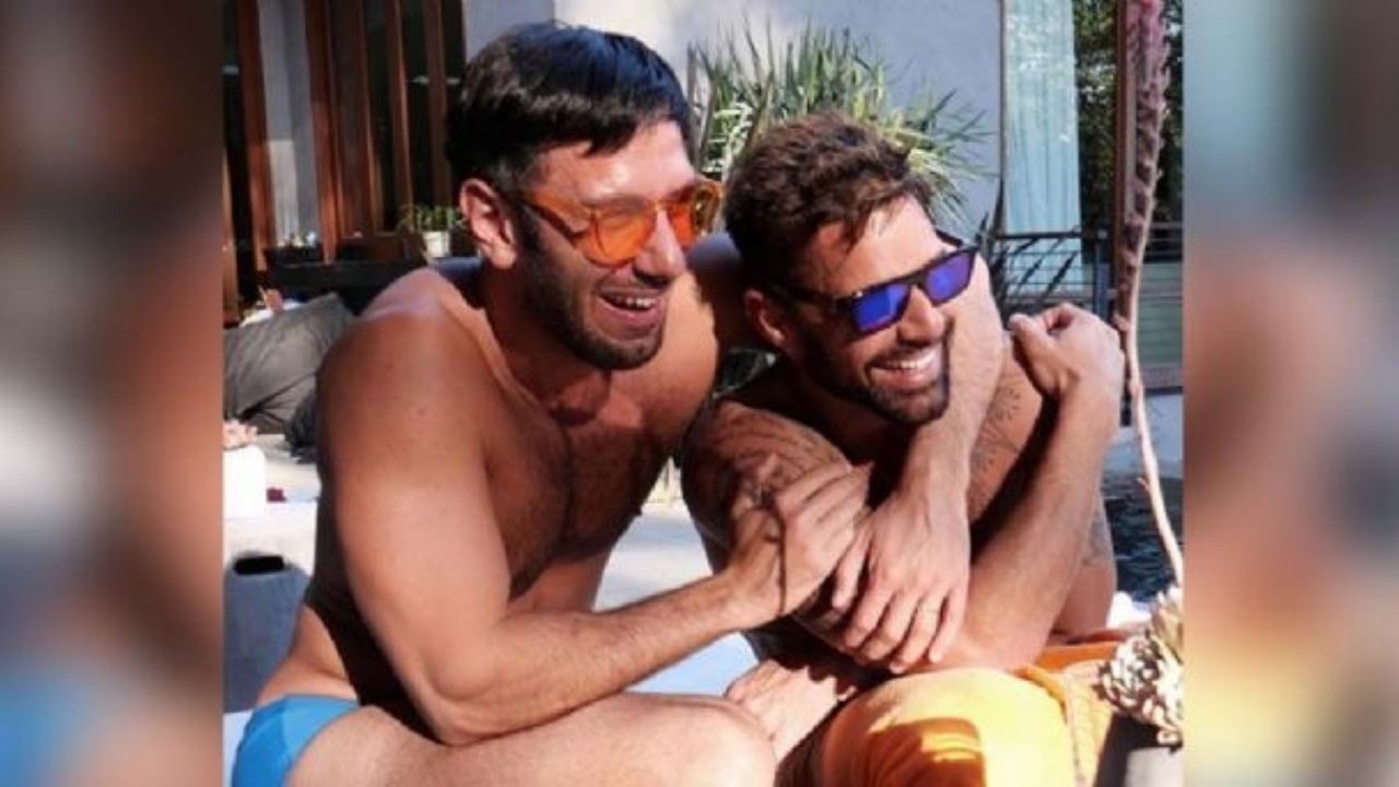 Ricky Martin y su esposo protagonizan tremendo beso en el nuevo video de Residente: “Lo amo tanto”